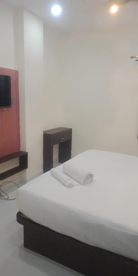 M G Residency Hotel Chikmagalur Exterior photo
