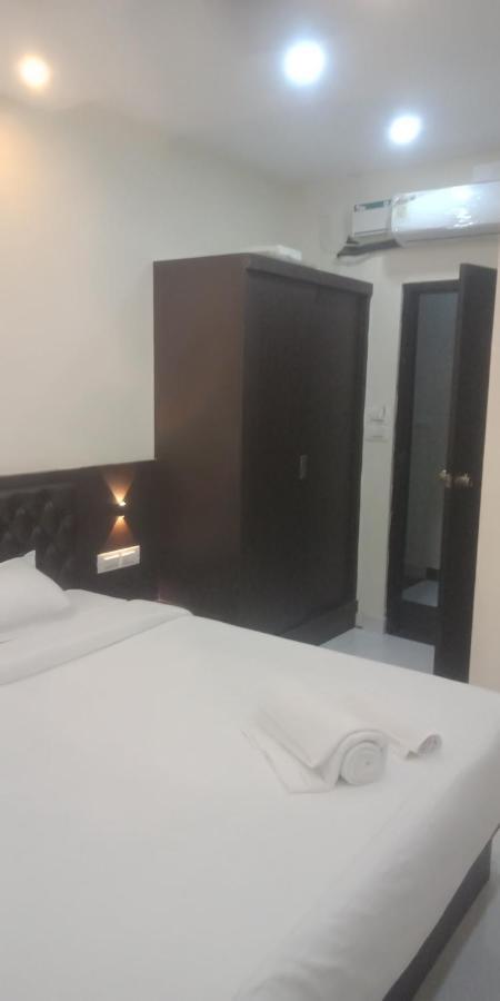 M G Residency Hotel Chikmagalur Exterior photo